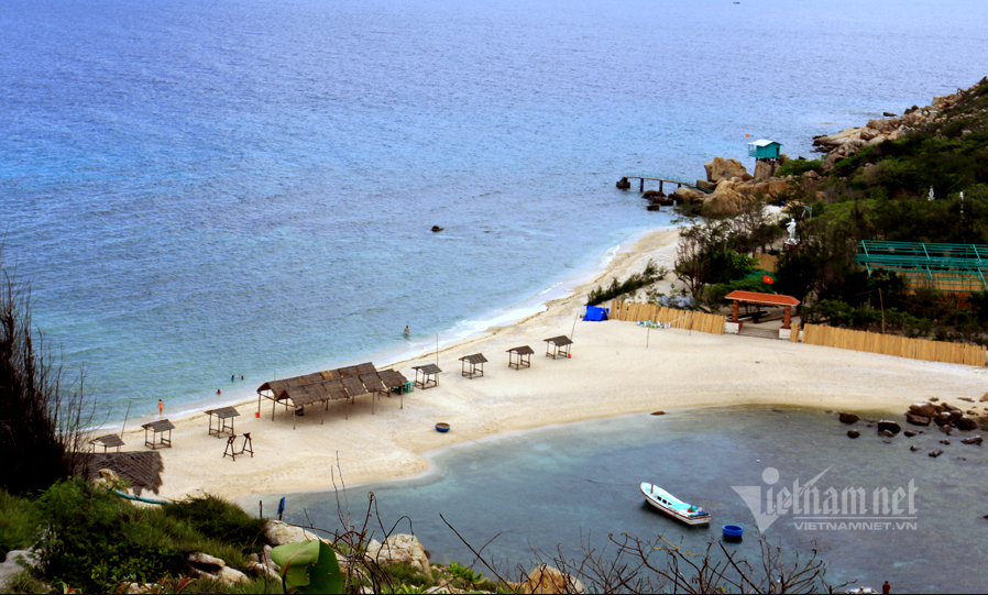 Hon Noi   The only swiftlet island open for tourists in Khanh Hoa