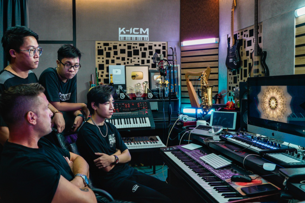 Vietnamese Artists Collaborate With International Colleagues