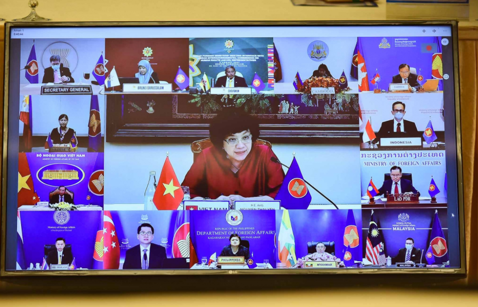 ASEAN Foreign Ministers Meet To Boost Cooperation Amid Challenges