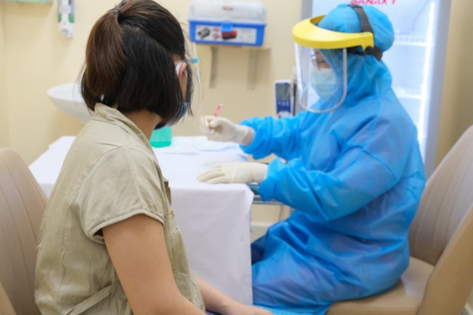 Vietnam Covid-19 Updates (August 13): First Pregnant Women Vaccinated In Vietnam