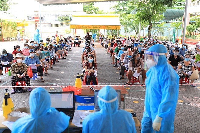 Vietnam Covid-19 Updates (August 14): 1.1 mln AstraZeneca Doses Arrive In Vietnam