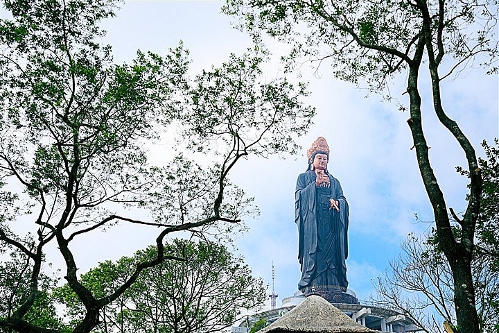 Top 3 Most Sacred Mountains in Vietnam
