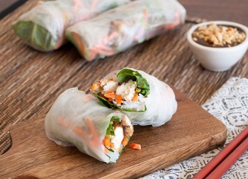 Easy-to-Make Vegetarian Spring Rolls For Vu Lan Festival