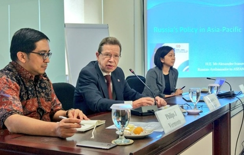 russian ambassador hails vietnams efforts as asean chair