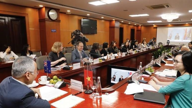 Vietnam, New Zealand seek ways to foster trade and economic links