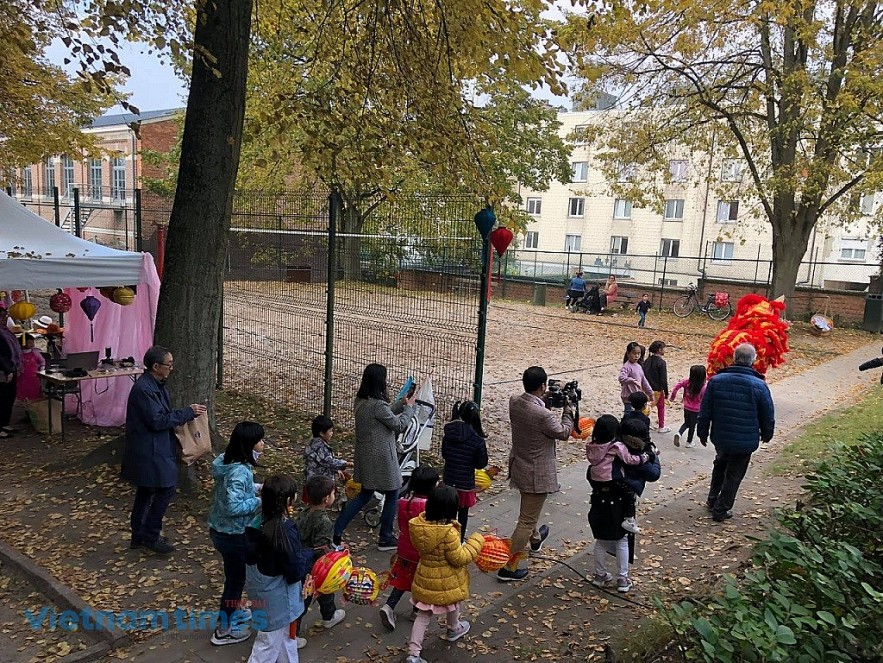Nostalgia and National Pride at Vietnam Family Festival in Belgium