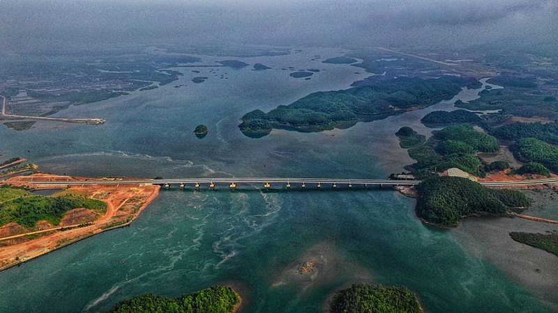 Best Costal Roads in Vietnam