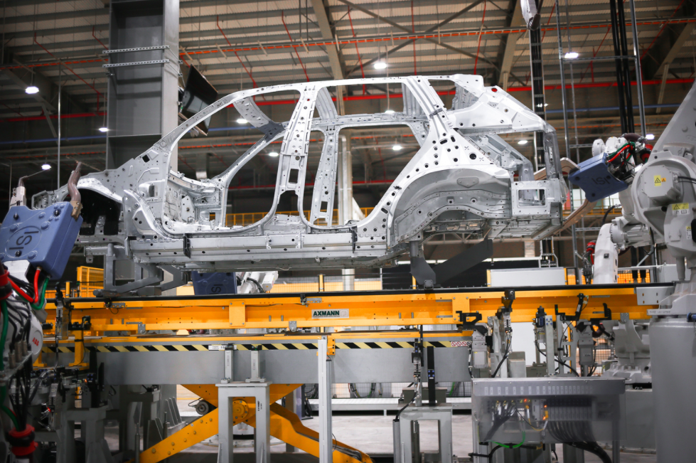 vietnam promotes automobile industry by changing tax customs policies