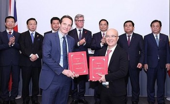 Vietnam - UK Sign 26 Cooperation Deals During Prime Minister's Visit