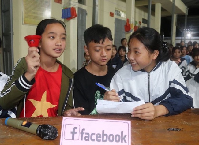 International Day of the Girl Child: NGO Works to Raise Awareness on Digital Safety