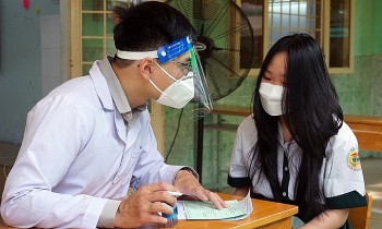 Vietnam Covid-19 Updates (Nov. 29): Vietnam Mulls Covid-19 Travel Ban for Southern Africa