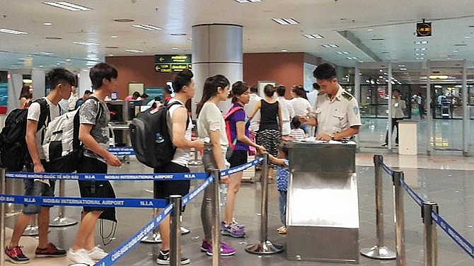 Guidance on entry procedures for foreigners returning to Vietnam