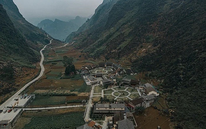 H'mong Ethnic Culture identity Kept in Pa Vi Ha Village