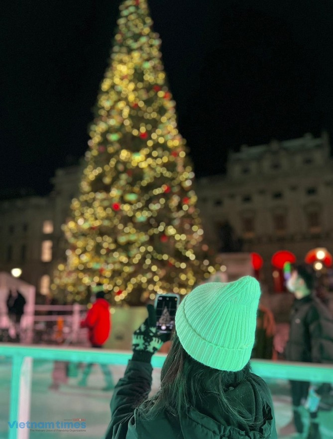 Vietnamese Celebrating Christmas From All Over the Globe Vietnamese Celebrating Christmas From All Over the Globe
