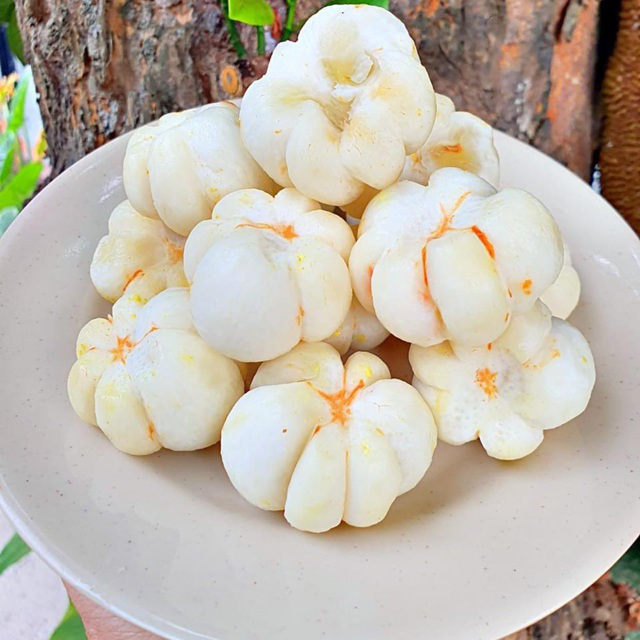 Green mangosteen salad – A specialty of Binh Duong
