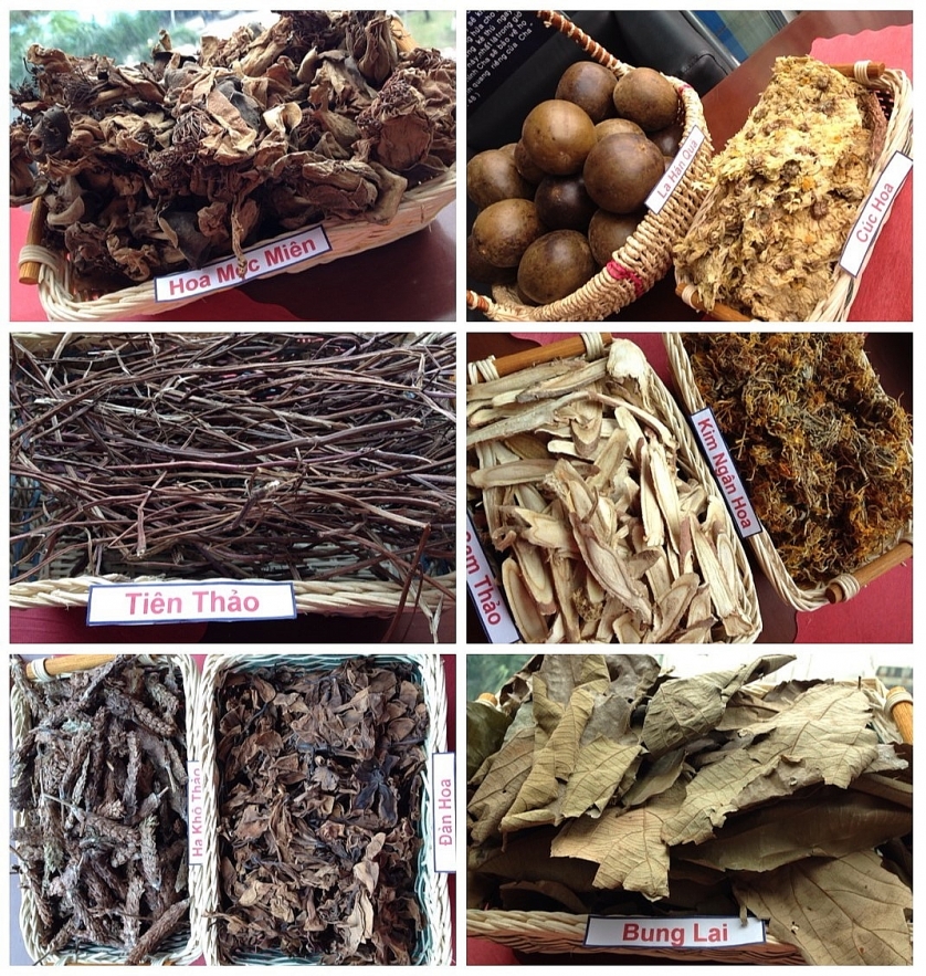 Reducing stress every day with herbal tea