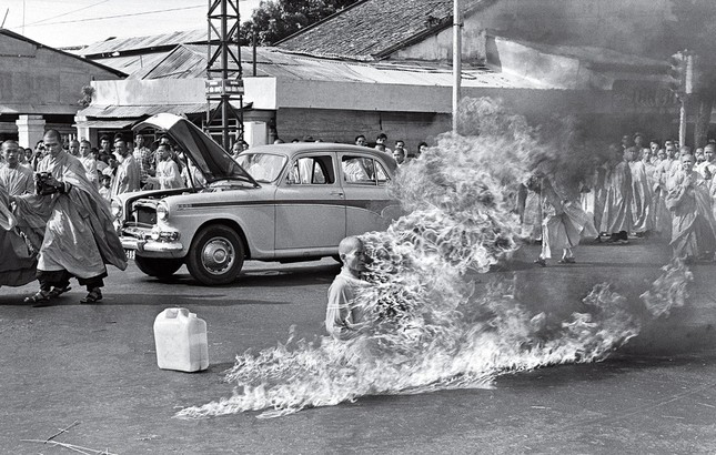 Five grim photos that shook the world