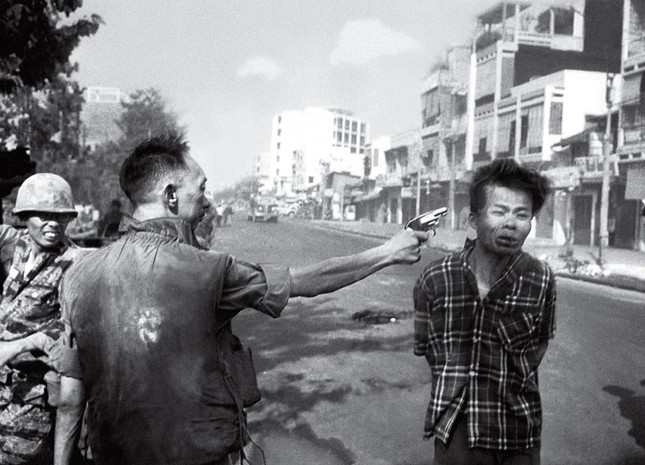 Five grim photos that shook the world