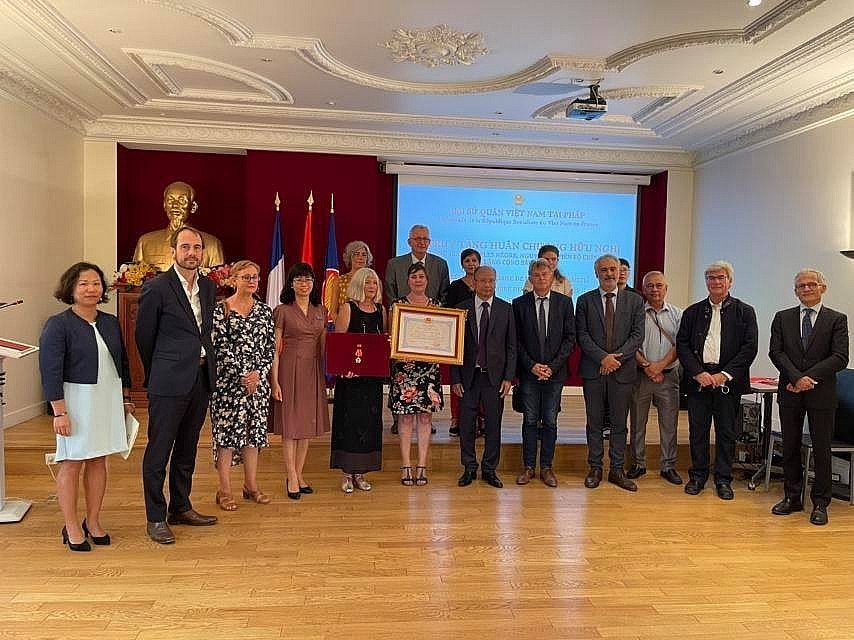 French Communist Jean-Charles Negre Posthumously Awarded by Vietnam
