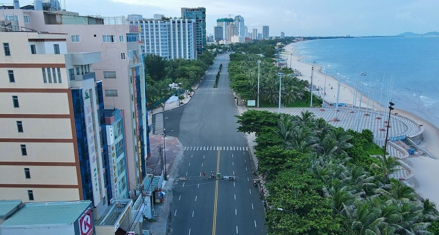 The Beauty of a Quiet Beach in Social Distancing Vung Tau