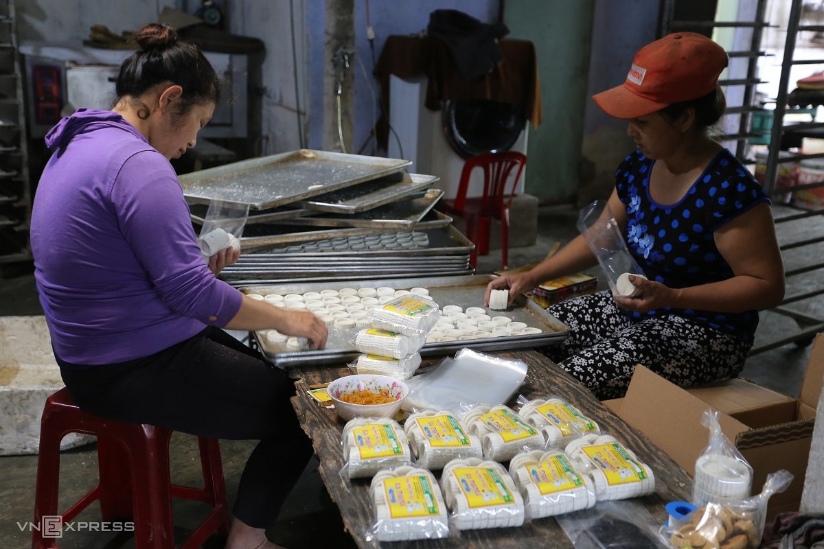 Molded rice cakes bring a delicious and sweet taste for traditional Tet Holiday 1837 anh 10 7675 1611835148