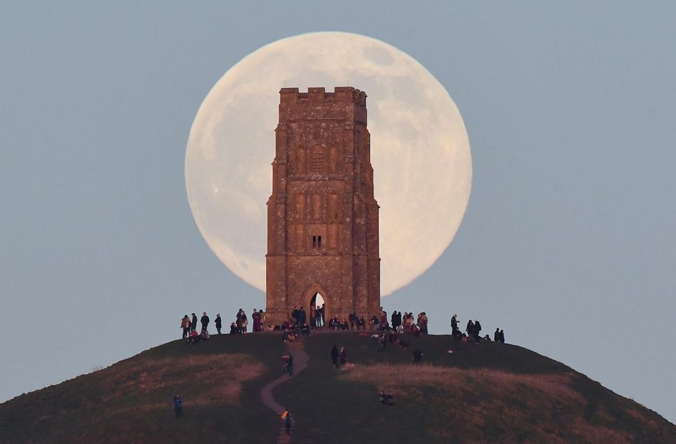 Wolf Moon - The First Full Moon of 2022 Shining Up The Sky