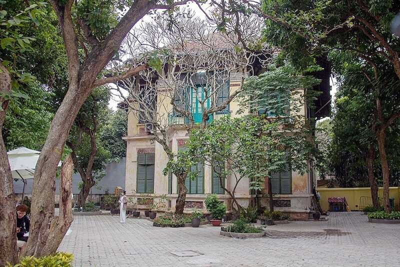 The villa on 28D Dien Bien Phu is kept quite intact. Photo: Baoxaydung