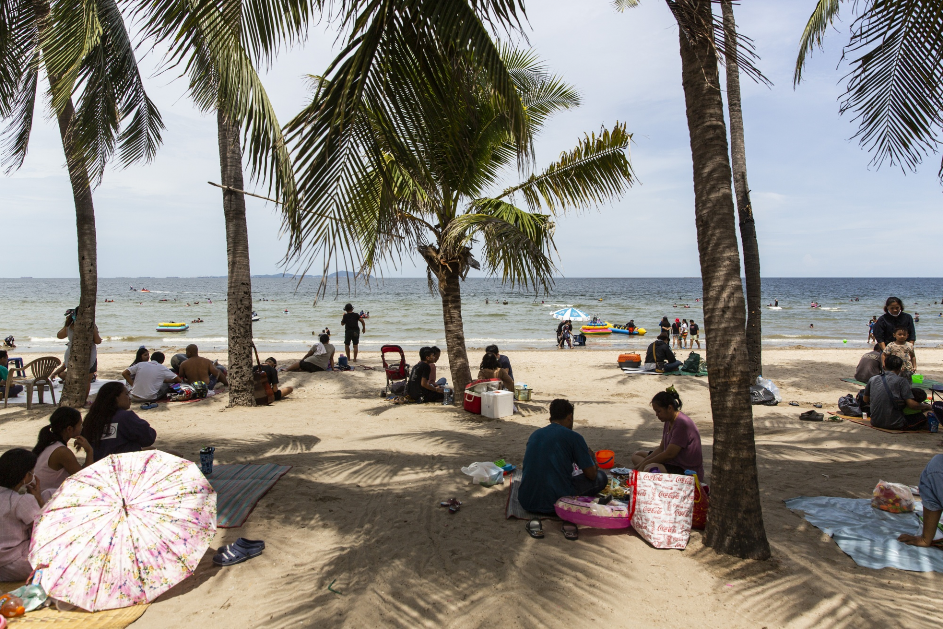 thailand plans to reopen its air for international tourists soon