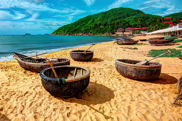 4759-bai-xep-fishing-village-quy-nhon-vietnam-vacation-1