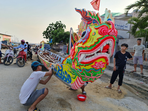 Boat race festival in Ly Son Island becomes national heritage