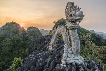 A Collection of Mesmerising Photos Taken From Mua Cave In Ninh Binh