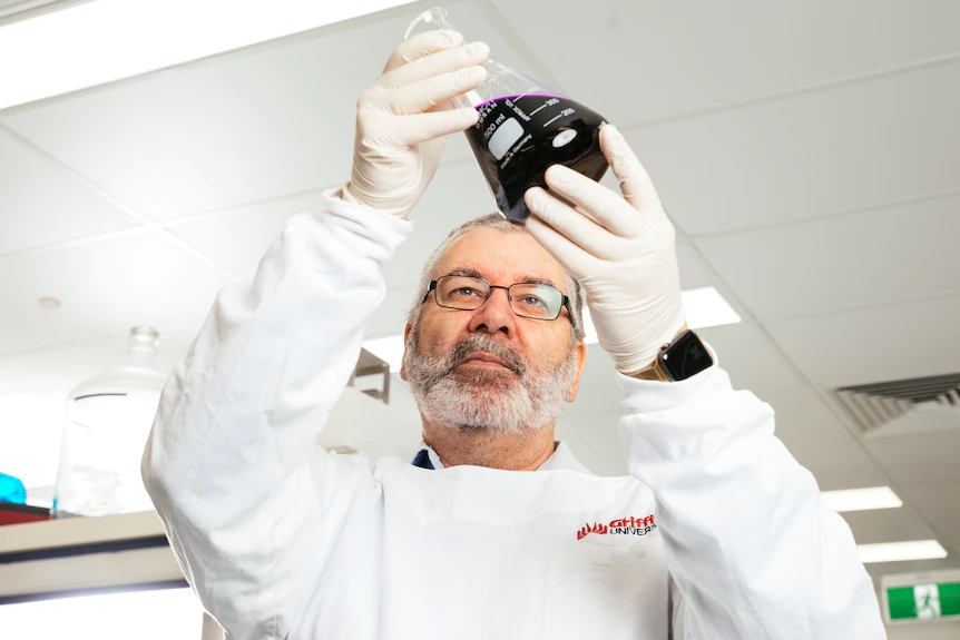 Australia: World's first antiviral treatments using nanoparticle to target COVID-19 virus