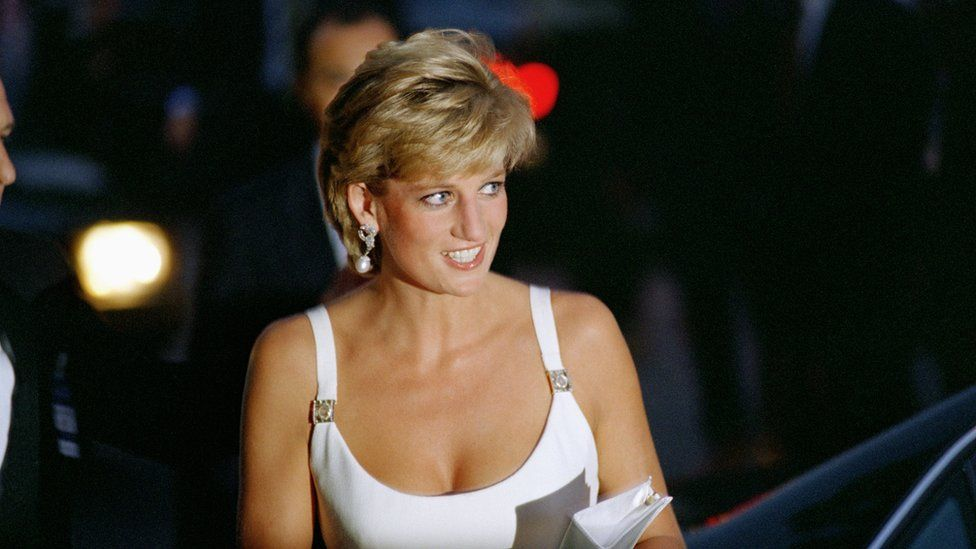 BBC Lord Hall resigns from National Gallery after Diana interview