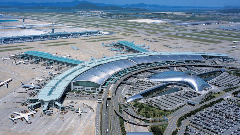 Discover 10 of The Best Airports In The World In 2021