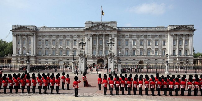 10 Palaces With The Most Beautiful Structures In The World