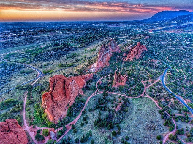 Step Into The Wilderness: Visit The Mesmerizing “Garden of The Gods”