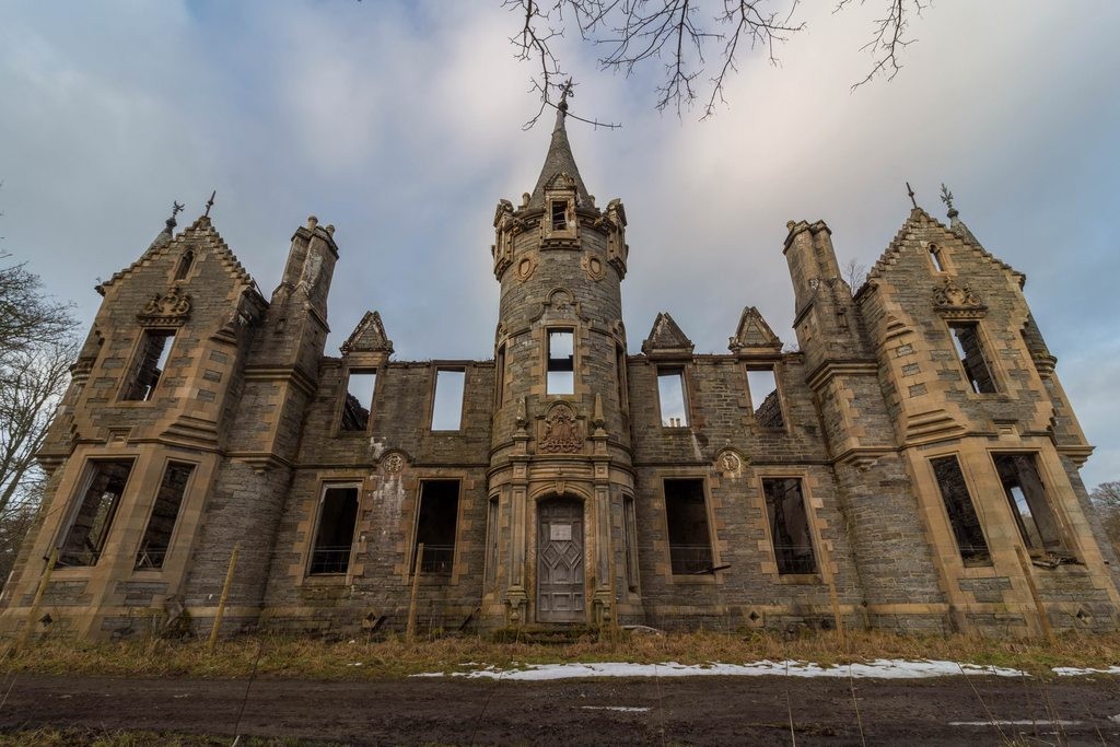  Photo: Derelict Places