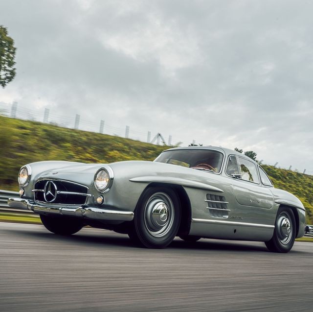 Photo: Road & Track 