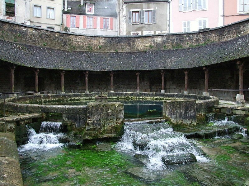 Fosse Dionne CRISTOPHE.FINOT ON WIKIPEDIA (CREATIVE COMMONS)