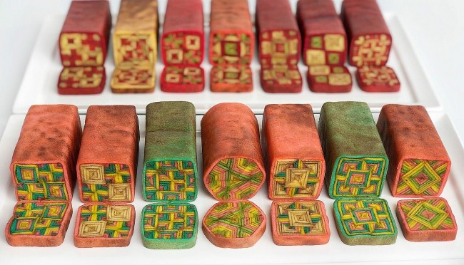 The Art of The Dazzling Kek Lapis Sarawak – Malaysia’s Traditional Layer Cakes