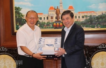Football head coach Park Hang-seo contributes to Vietnam-RoK ties: Official