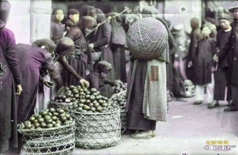photographs of vietnams lunar new year in hanoi in the 1920s