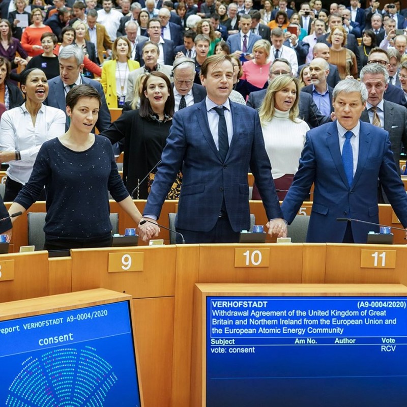 european parliament gives final approval to brexit deal