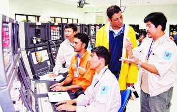 new decree issued for foreign employees in vietnam