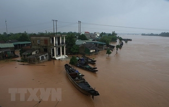 american veterans raise funds for post flood relief in vietnam