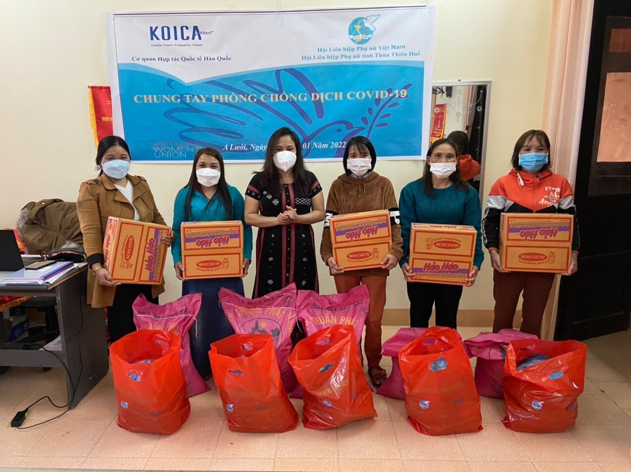 Poor People Nationwide Presented Pre-Luna New Year Gifts