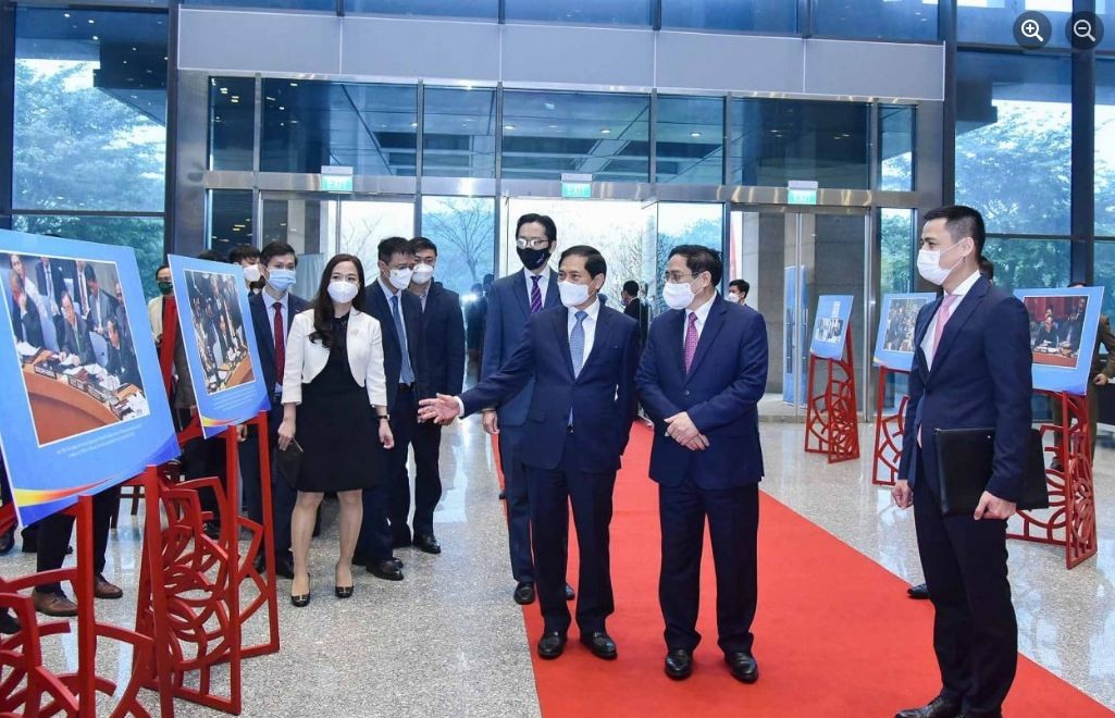Diplomatic Sector Asked to Further Conduct Multilateral Activities