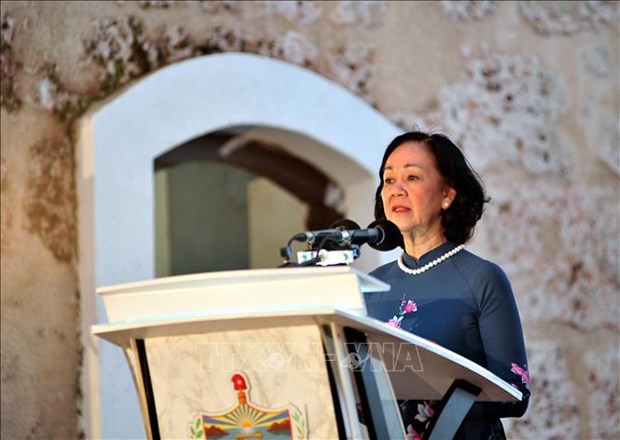 vietnam will make all efforts to deepen ties with cuba politburo member