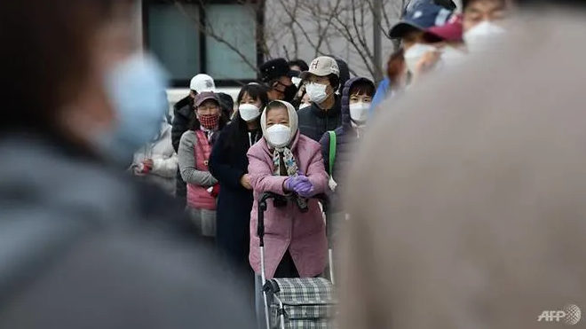 businesses suffer as covid 19 spreads outside china