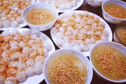 Emerging in making Cold Food Festival sweet dessert